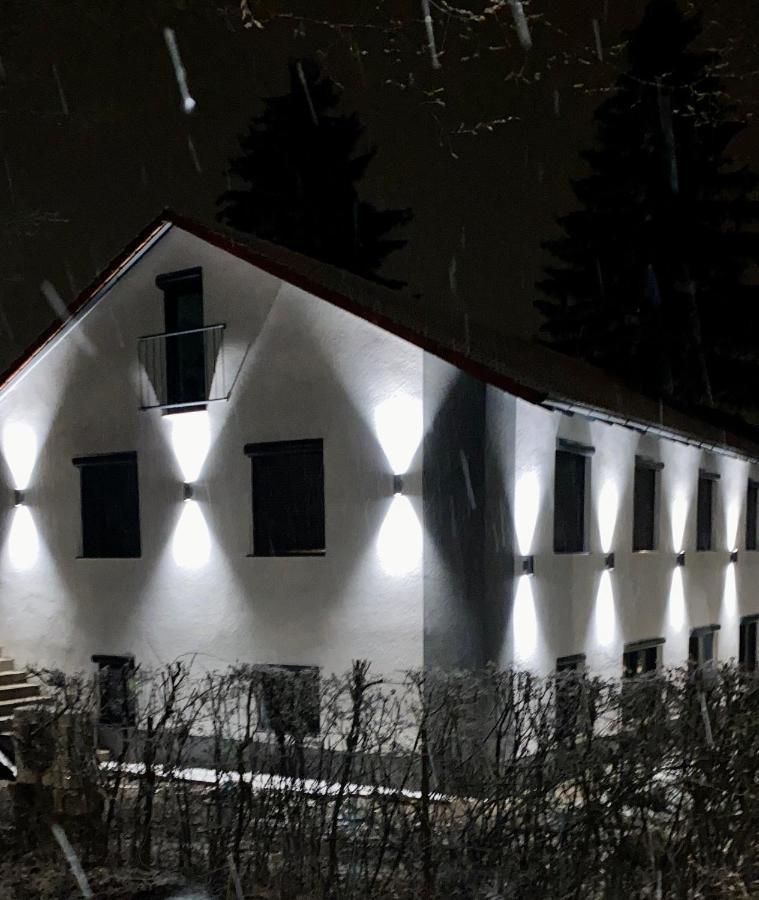 2 Zimmer Wohnung Zur Taegliche Miete Hechingen Exterior foto